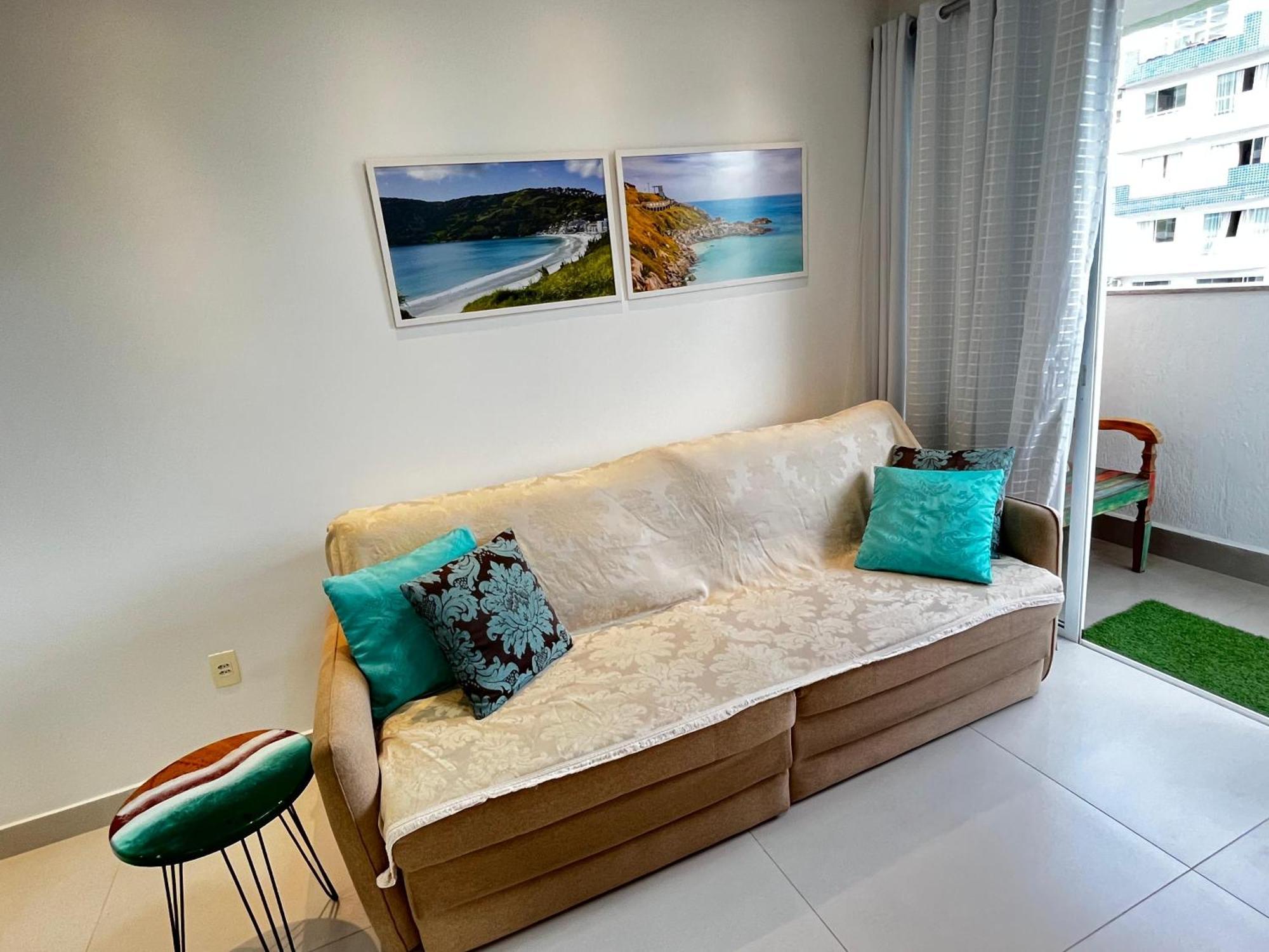Prainha Com Roupa De Cama E Banho Apartamento